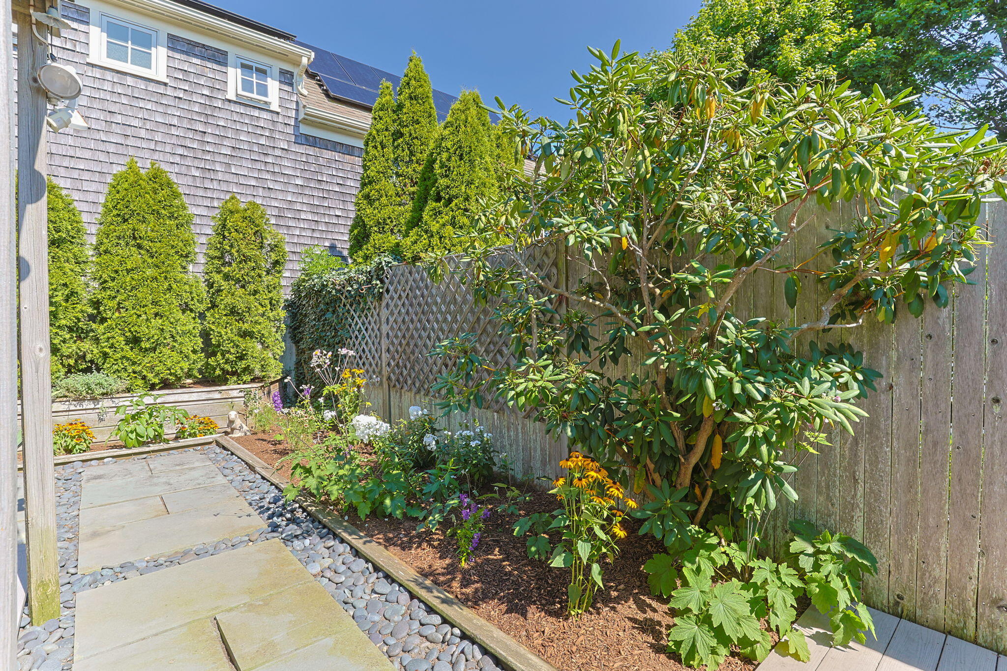 39 Pleasant Street
