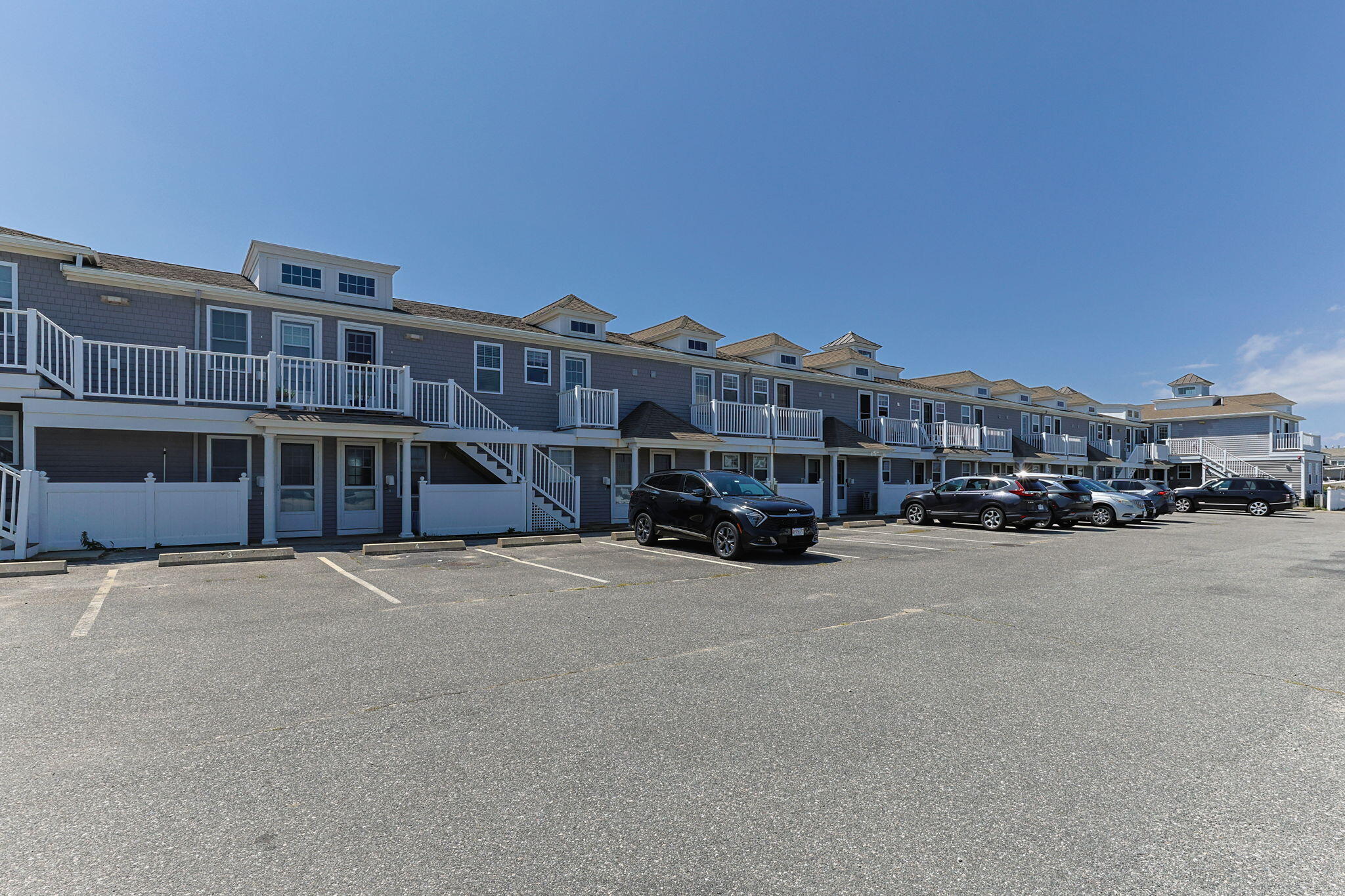 482 Shore Road # 19