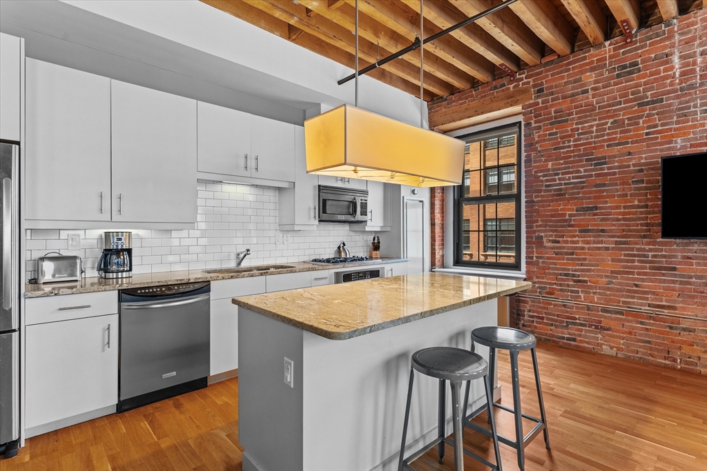 101 Broad Street # 3C