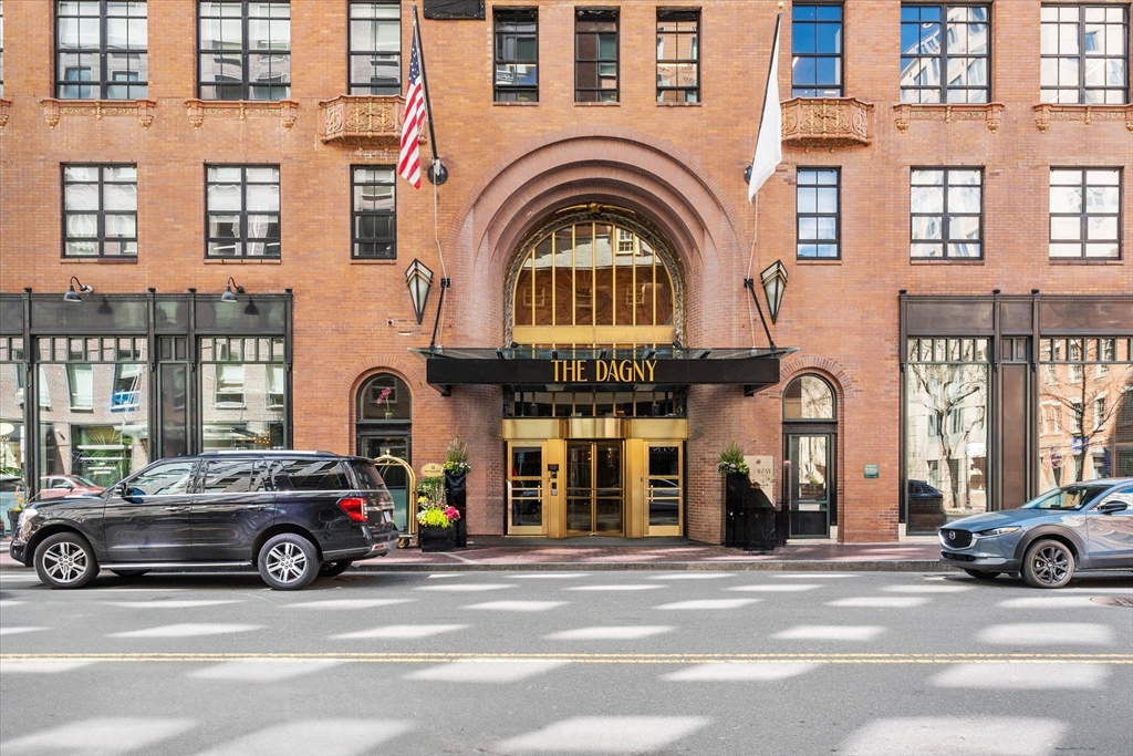 101 Broad Street # 3C