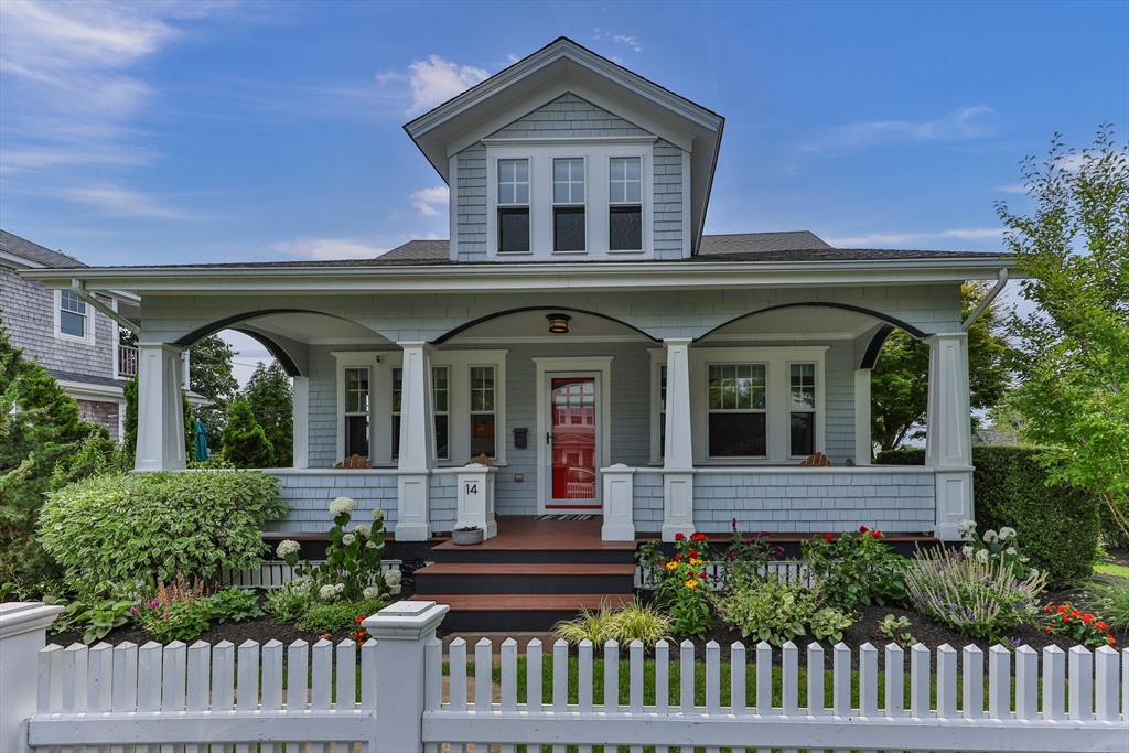 14 Brewster Street