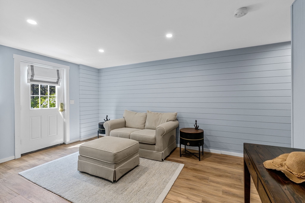 5 Glacier Drive