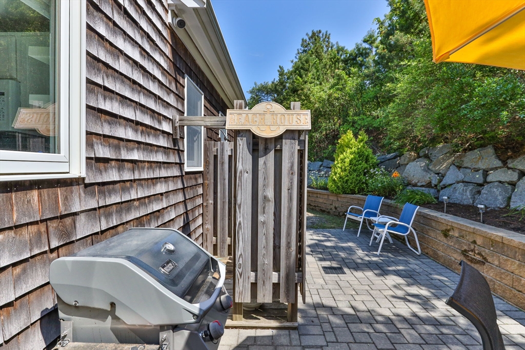 5 Glacier Drive