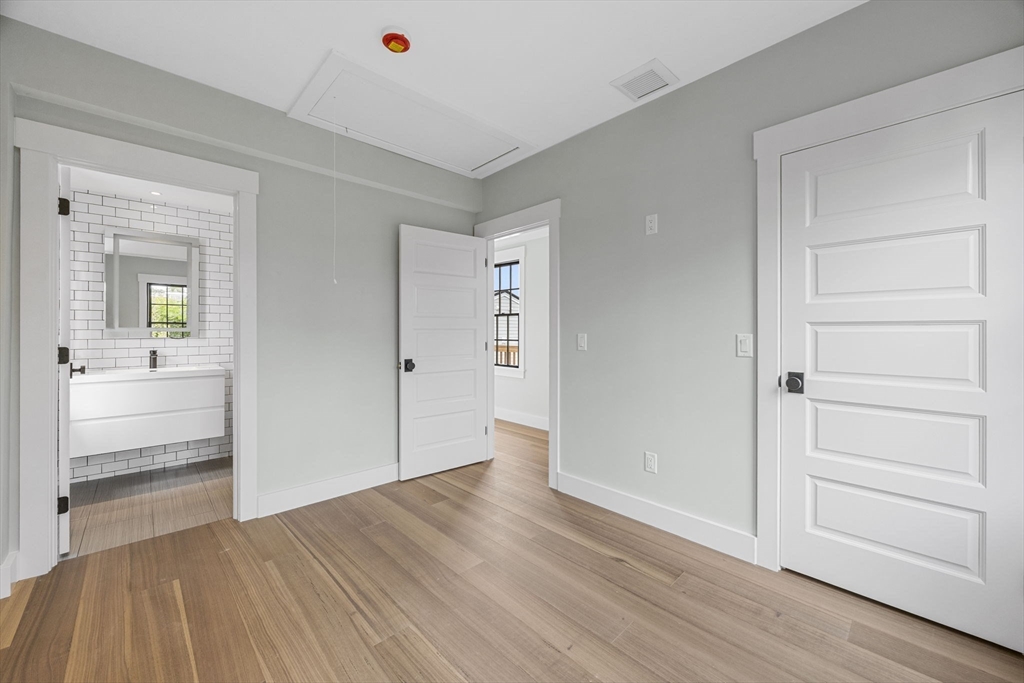 404 Commercial Street # 2