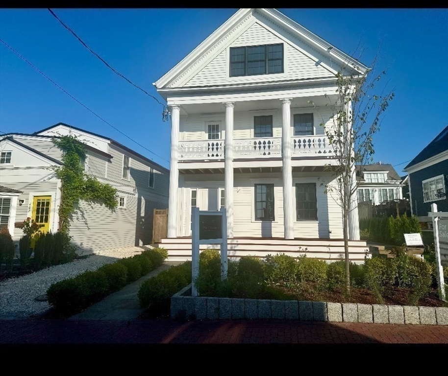 404 Commercial Street # 2