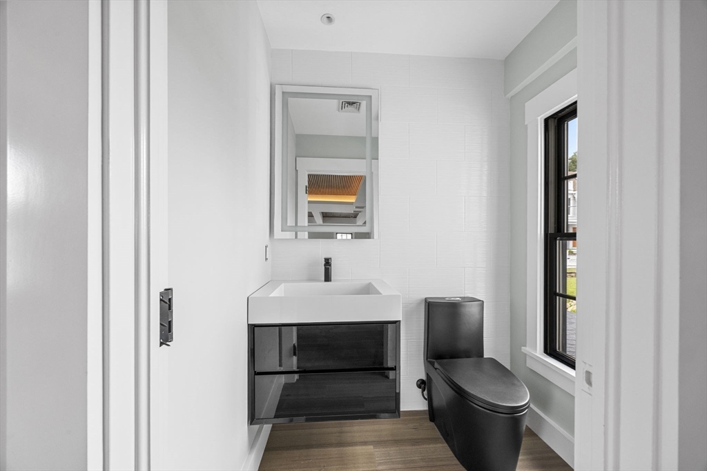 404 Commercial Street # 2