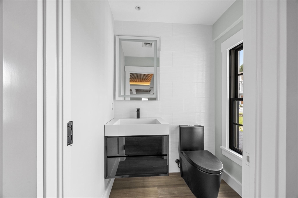 404 Commercial Street # 2