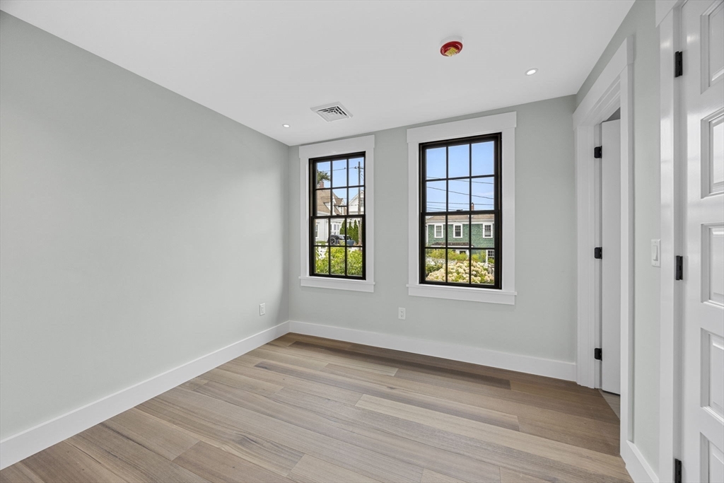404 Commercial Street # 2