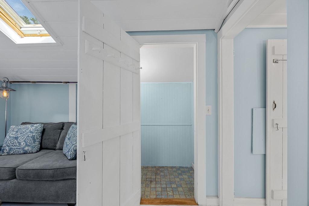 125 Shore Road # 10
