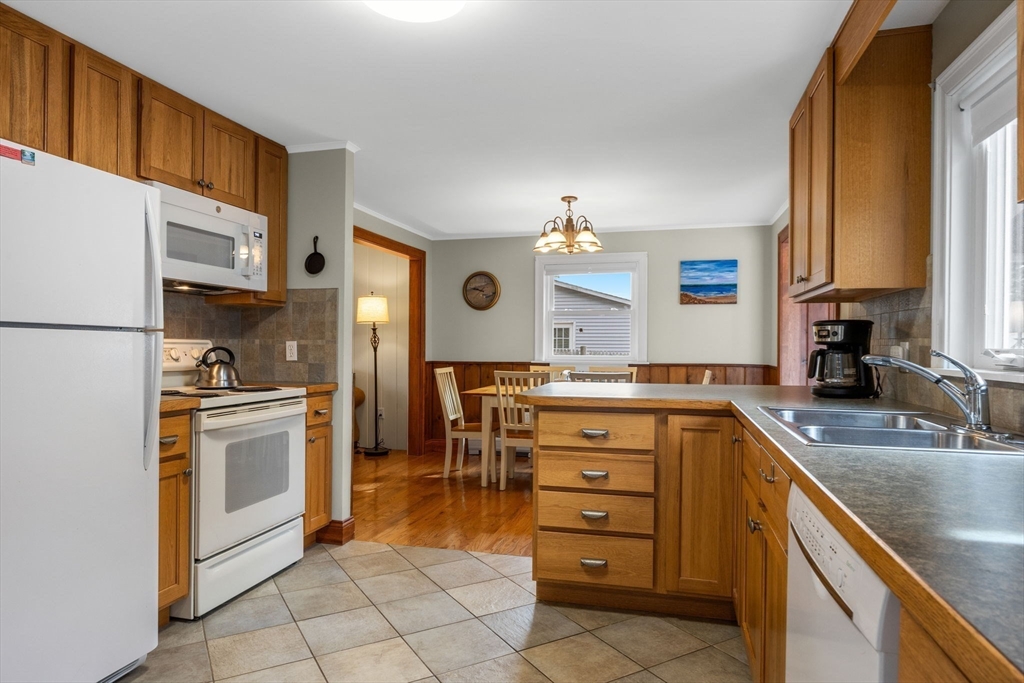 35 Driftwood Cir