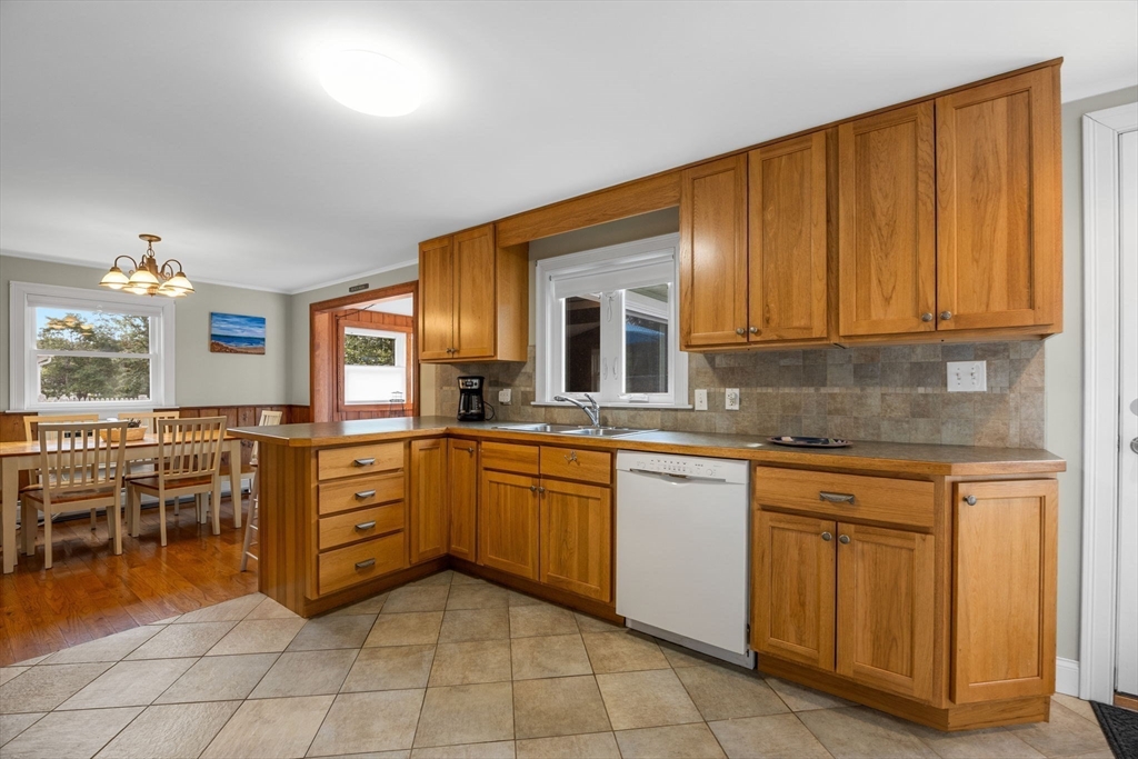 35 Driftwood Cir