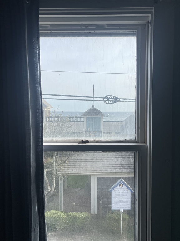 512 Commercial St, Provincetown