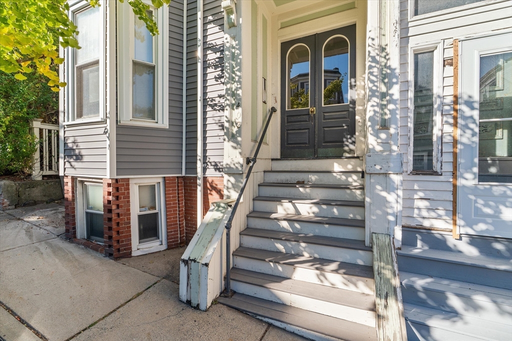 402 E 7th St # 2, Boston Unit: 2