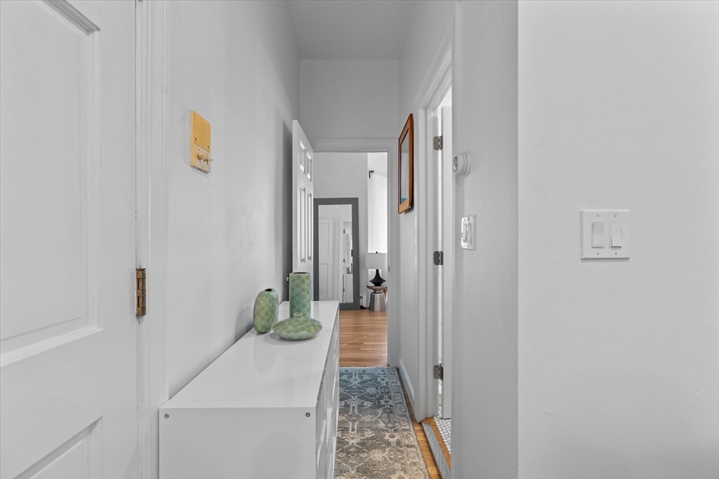 402 E 7th St # 2, Boston Unit: 2