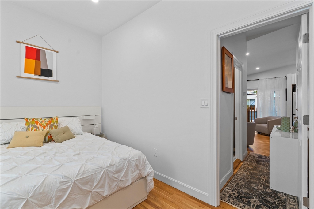 402 E 7th St # 2, Boston Unit: 2