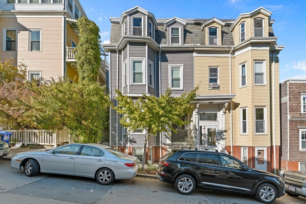 402 E 7th St # 2, Boston Unit: 2