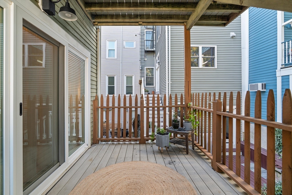 402 E 7th St # 2, Boston Unit: 2