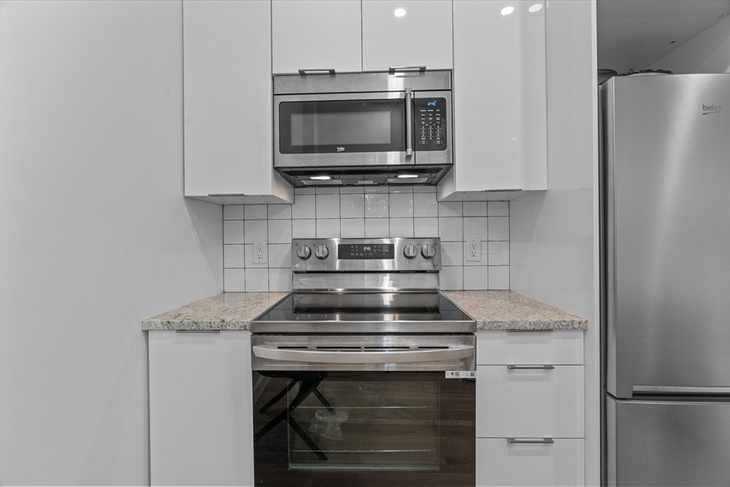 402 E 7th St # 2, Boston Unit: 2