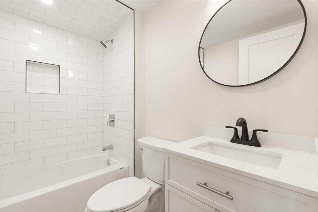 59 Wenham Street # 3