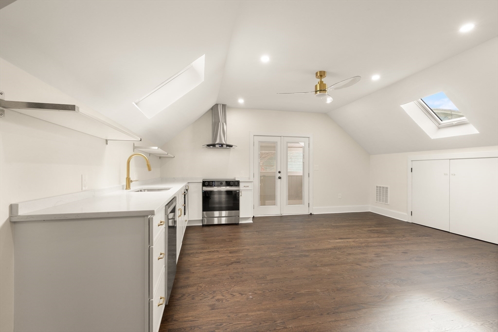 59 Wenham Street # 3