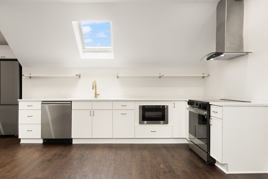 59 Wenham Street # 3