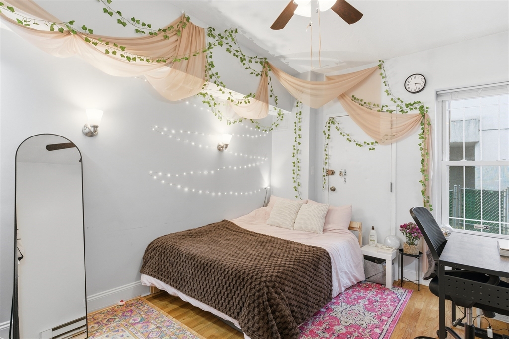 881 Harrison Ave # 1