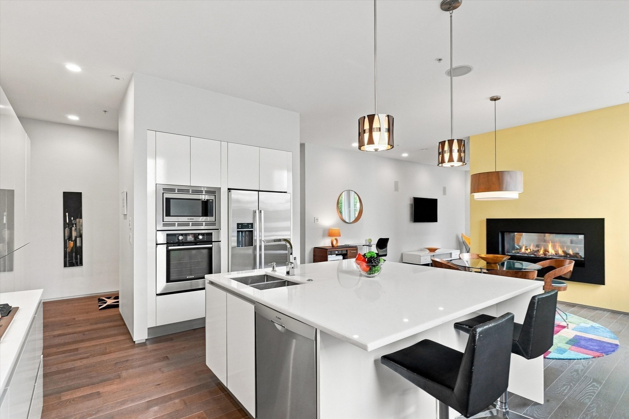 537 East 1st St # 5