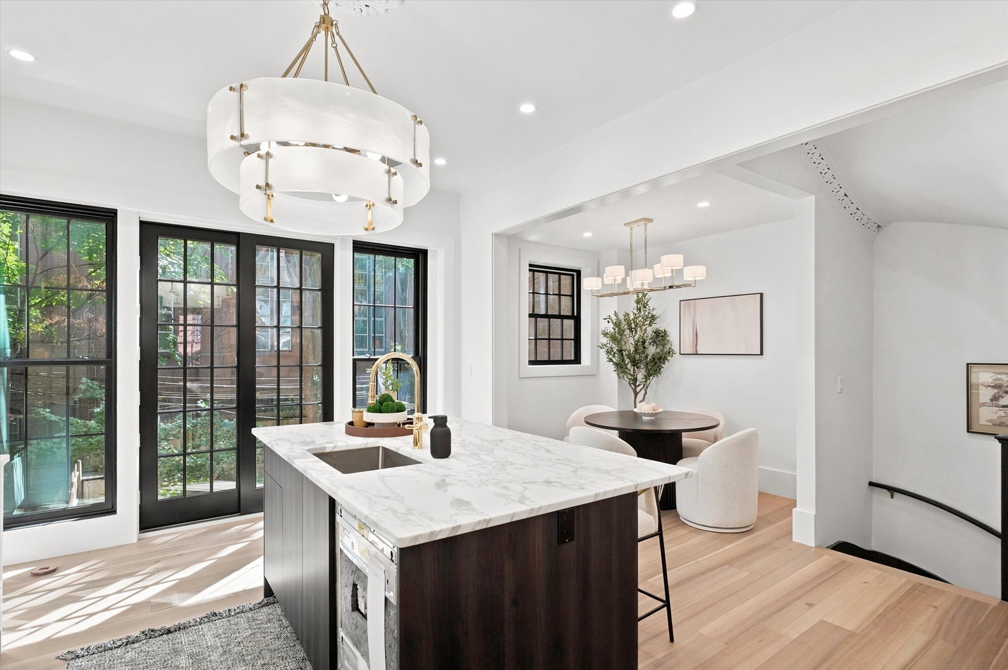 320 Shawmut Ave # 1