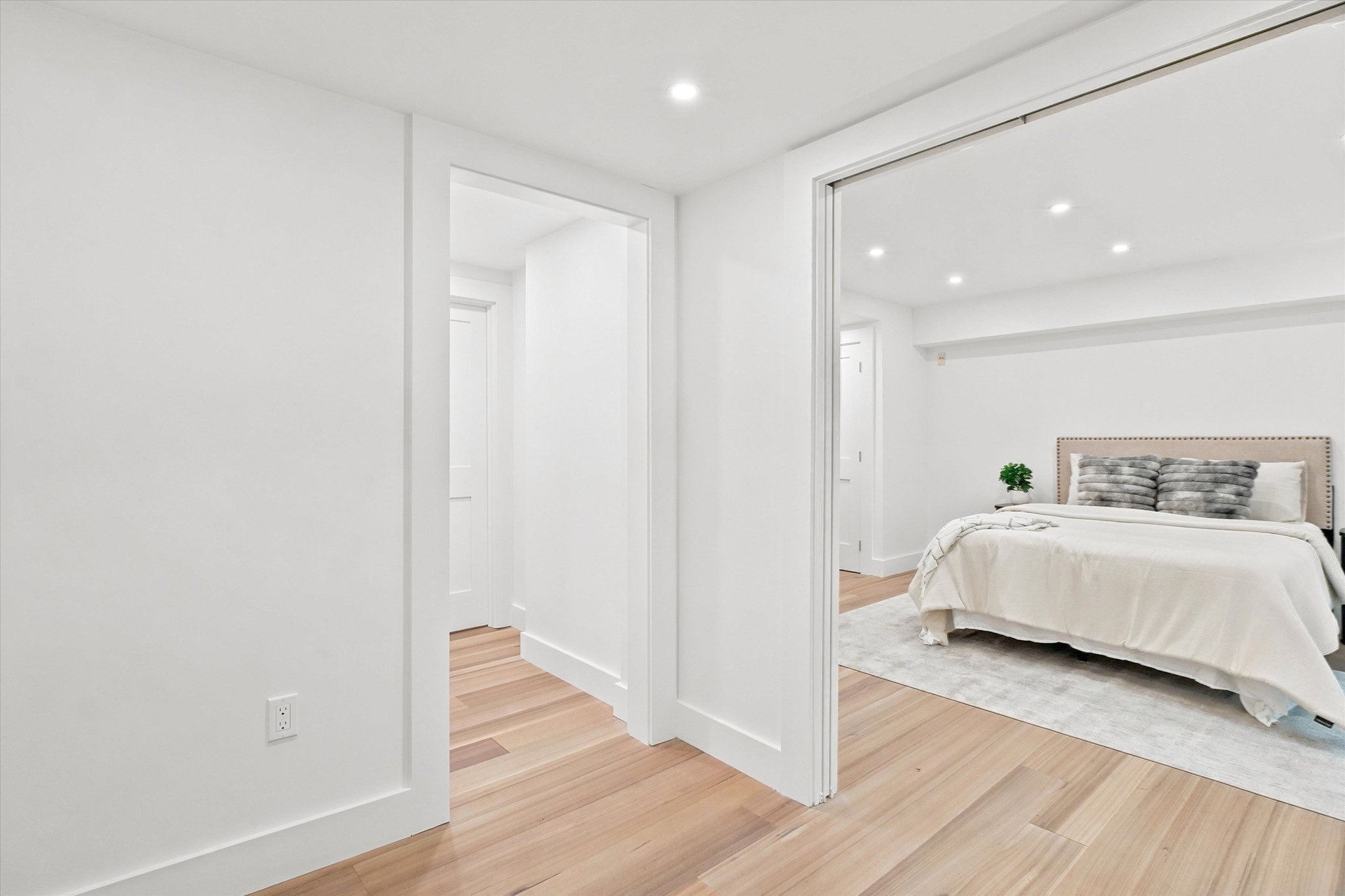 320 Shawmut Ave # 1