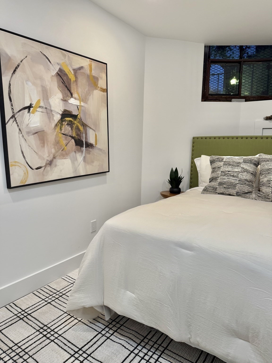 320 Shawmut Ave # 1