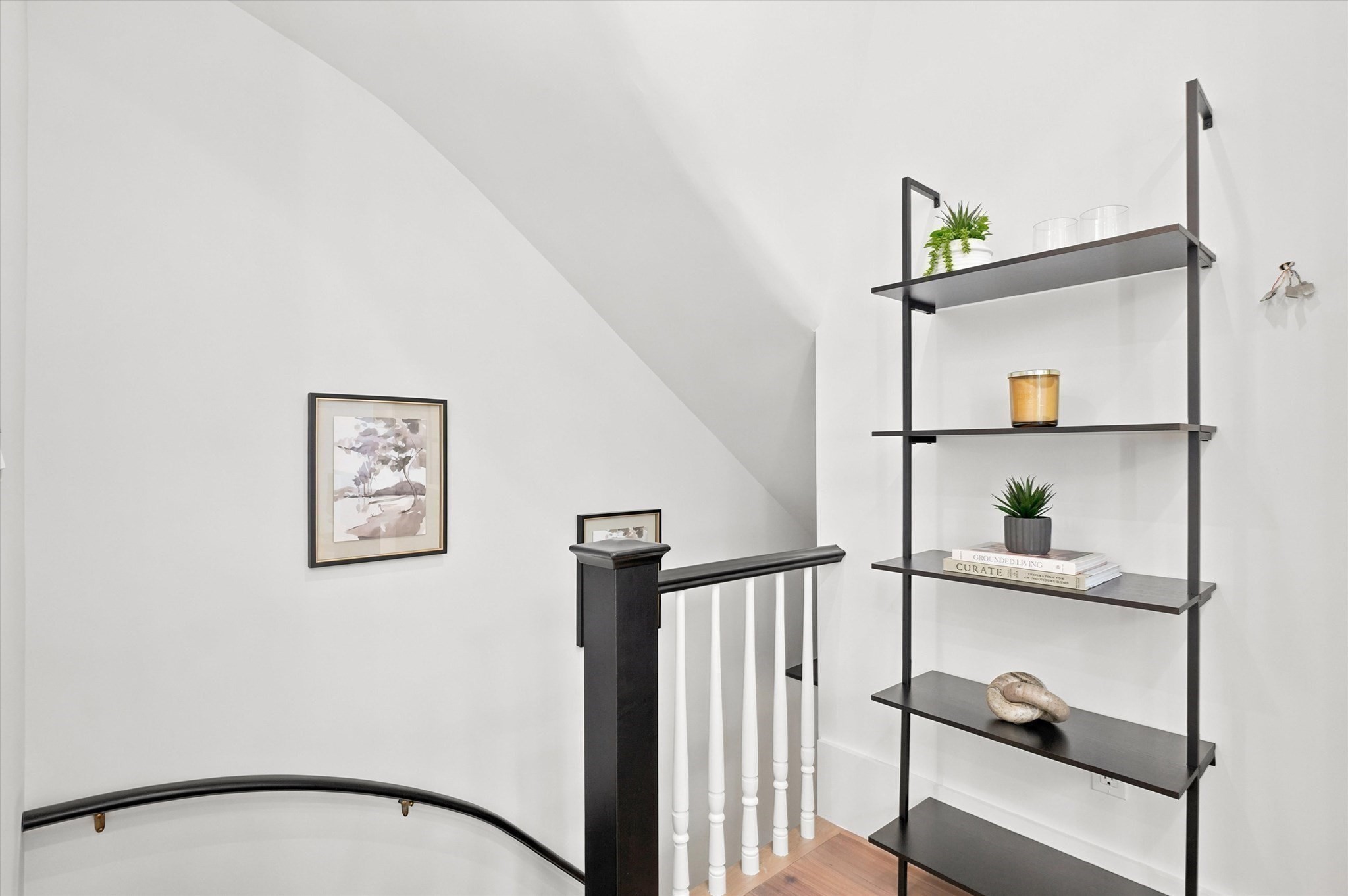 320 Shawmut Ave # 1