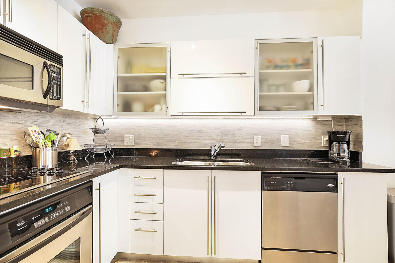 1617 N Flagler Drive 304