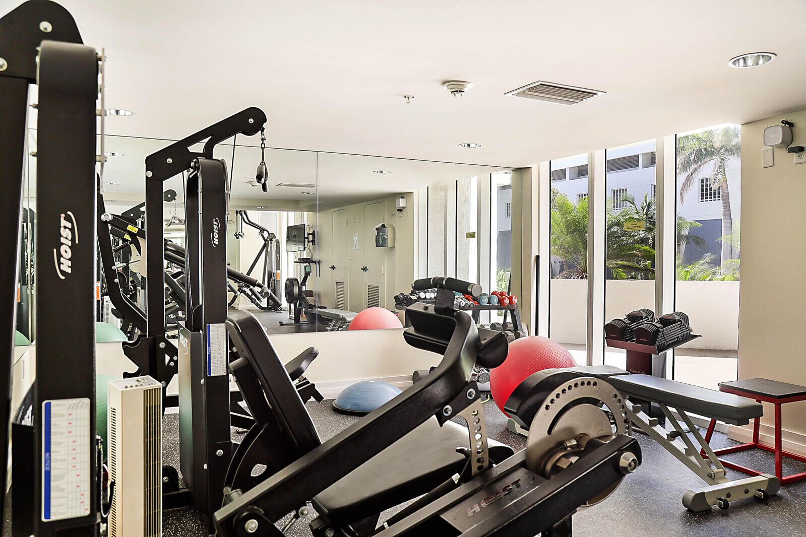 1617 N Flagler Drive 304