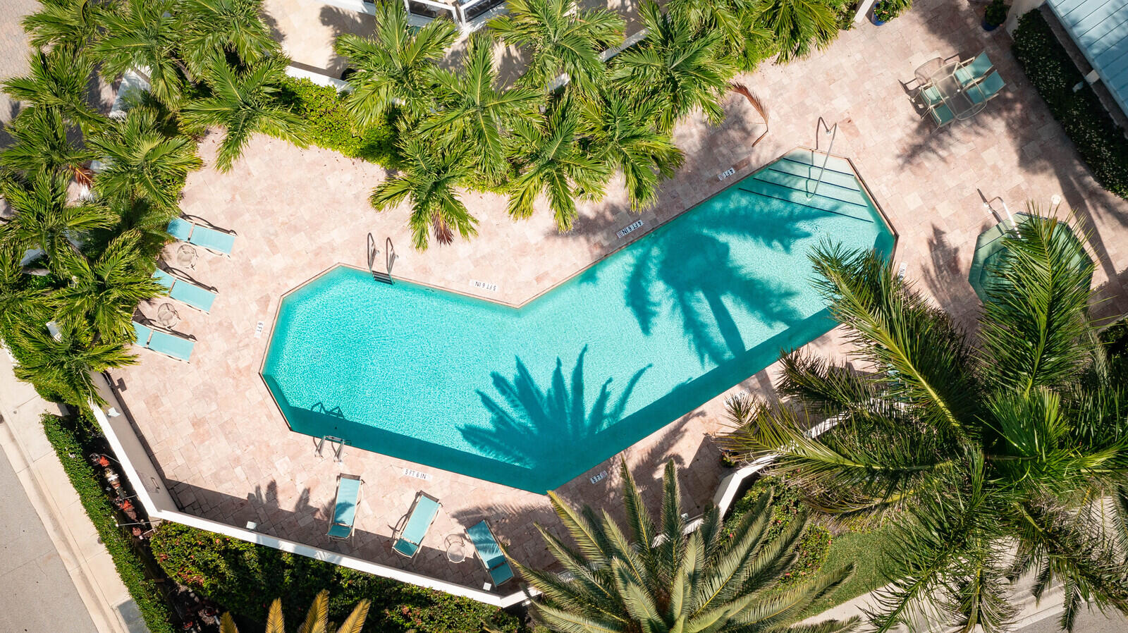 1617 N Flagler Drive 304