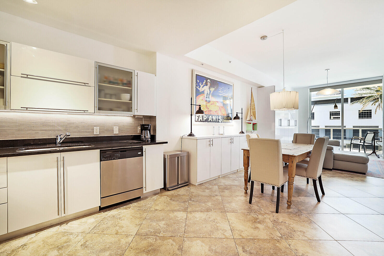 1617 N Flagler Drive 304