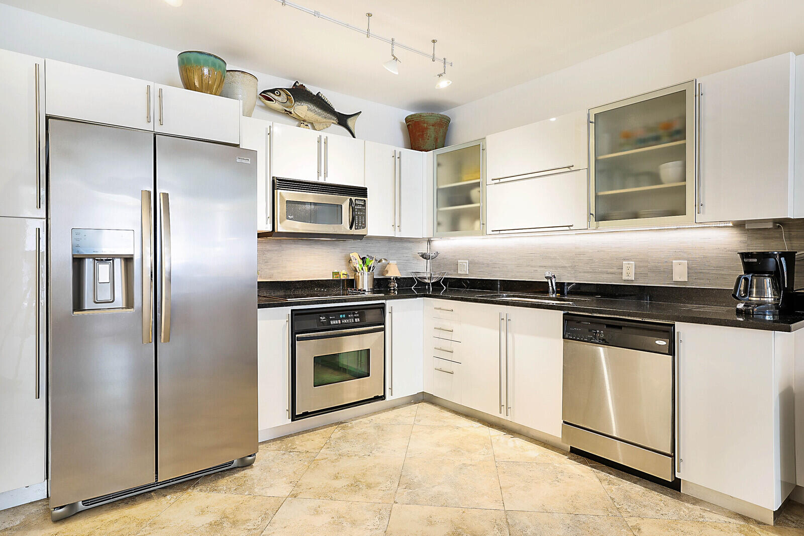 1617 N Flagler Drive 304