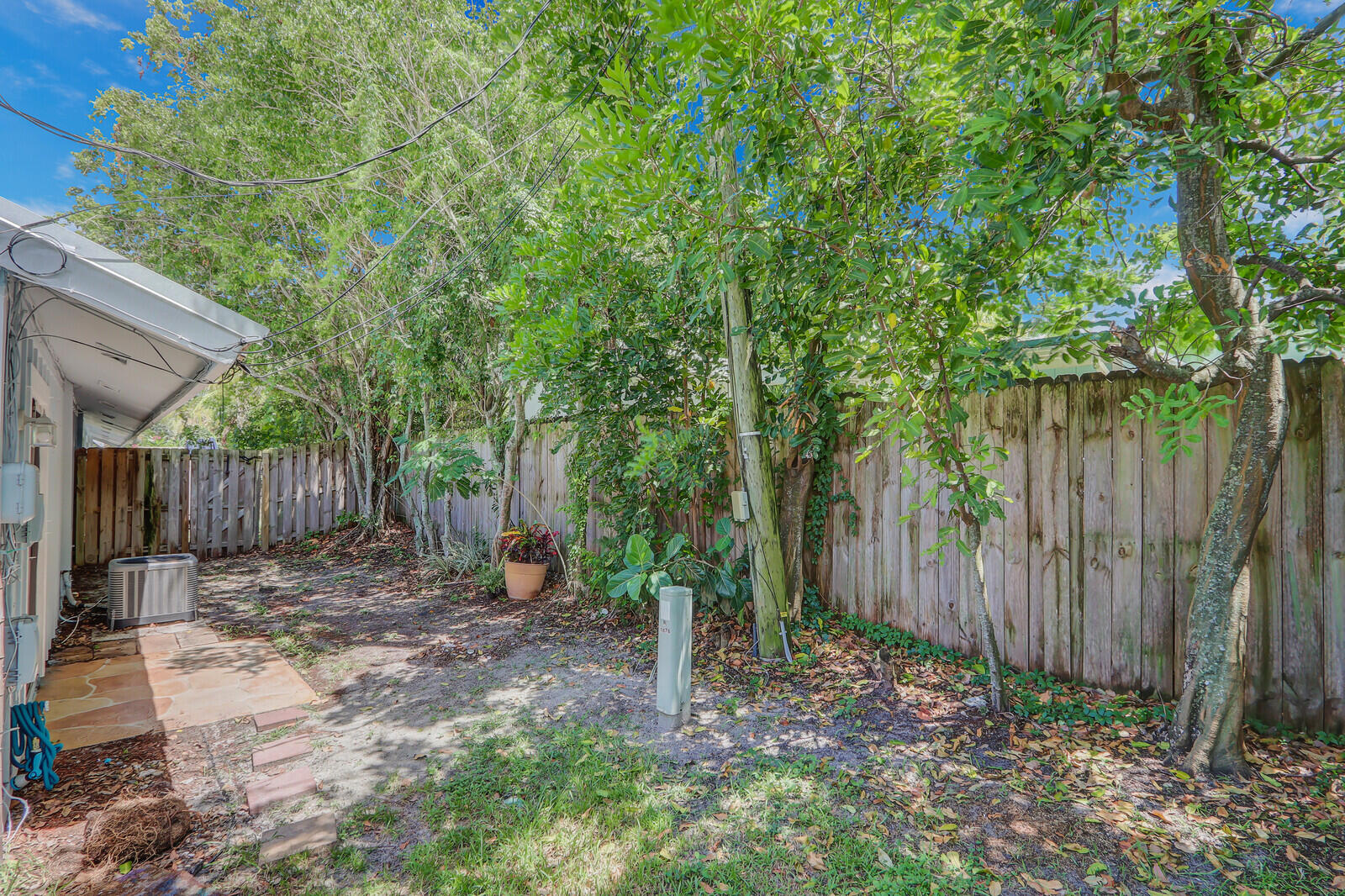 1878 Windsor Drive