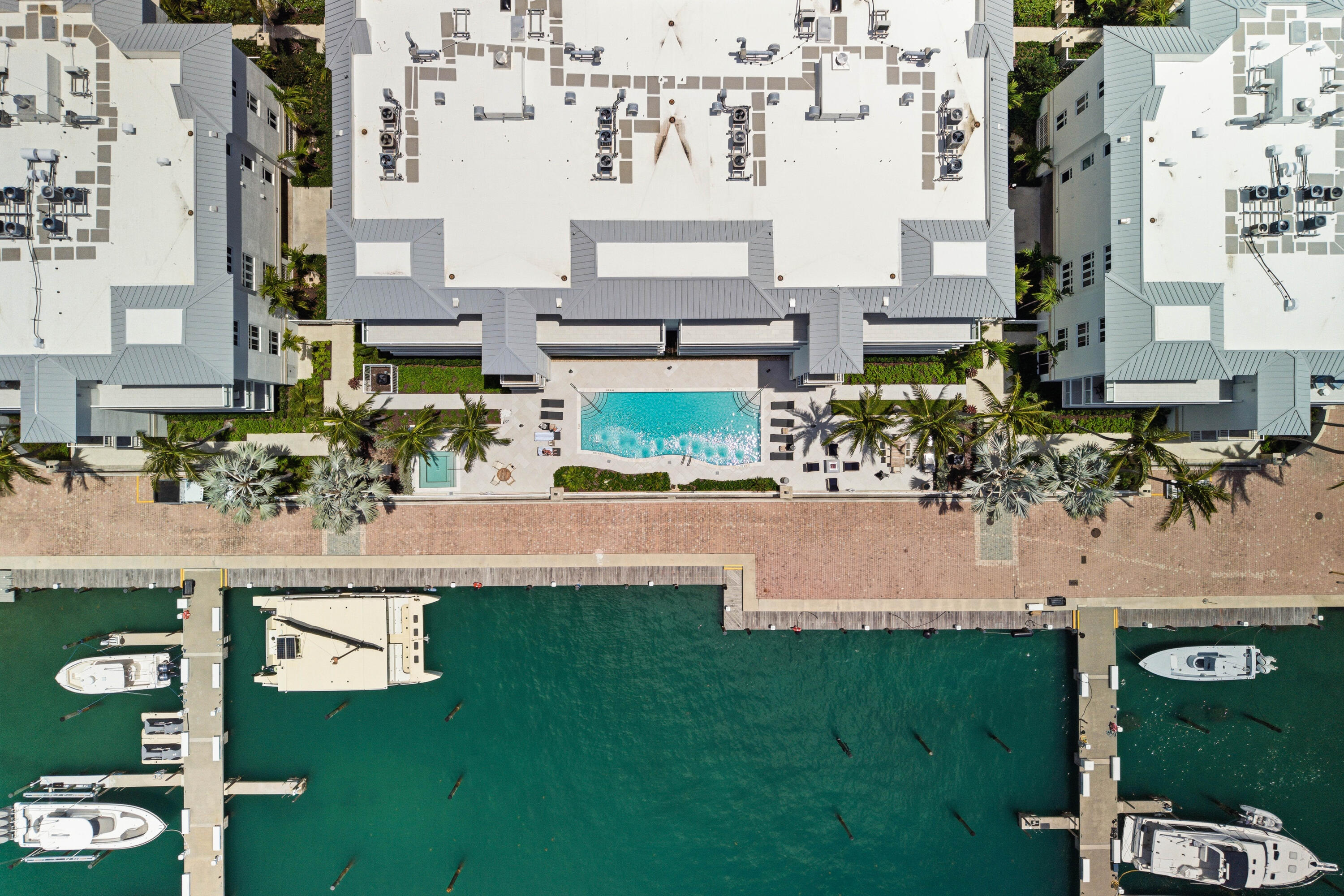 178 Lake Drive 4102