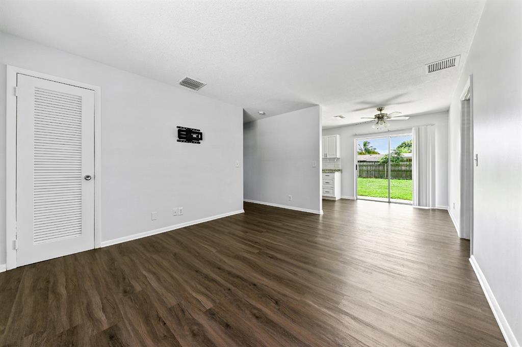 3676 Island Road
