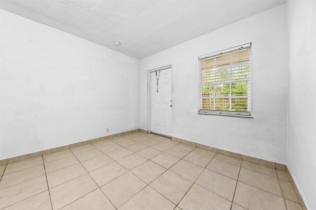 711 N 4th Street Unit: 3