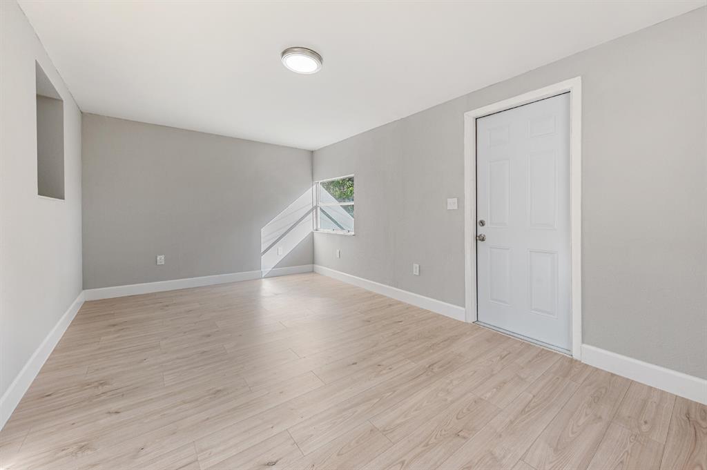 3808 Everglades Road