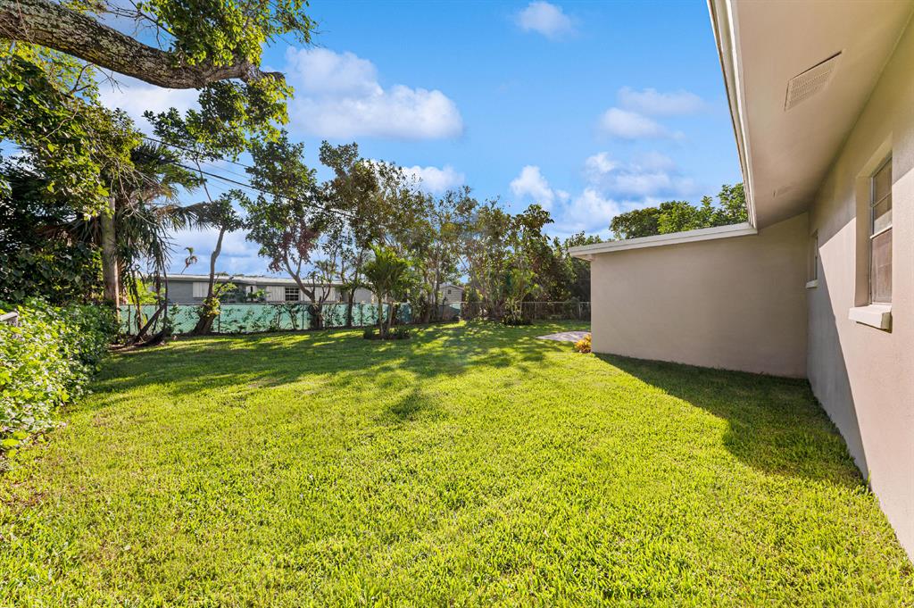 3808 Everglades Road