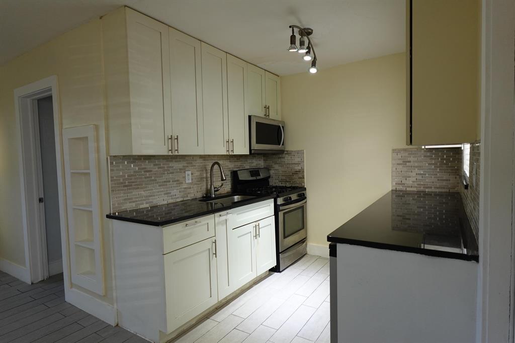 321 N K Street Unit: 3