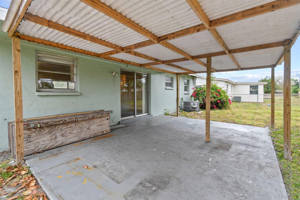 3744 Island Road