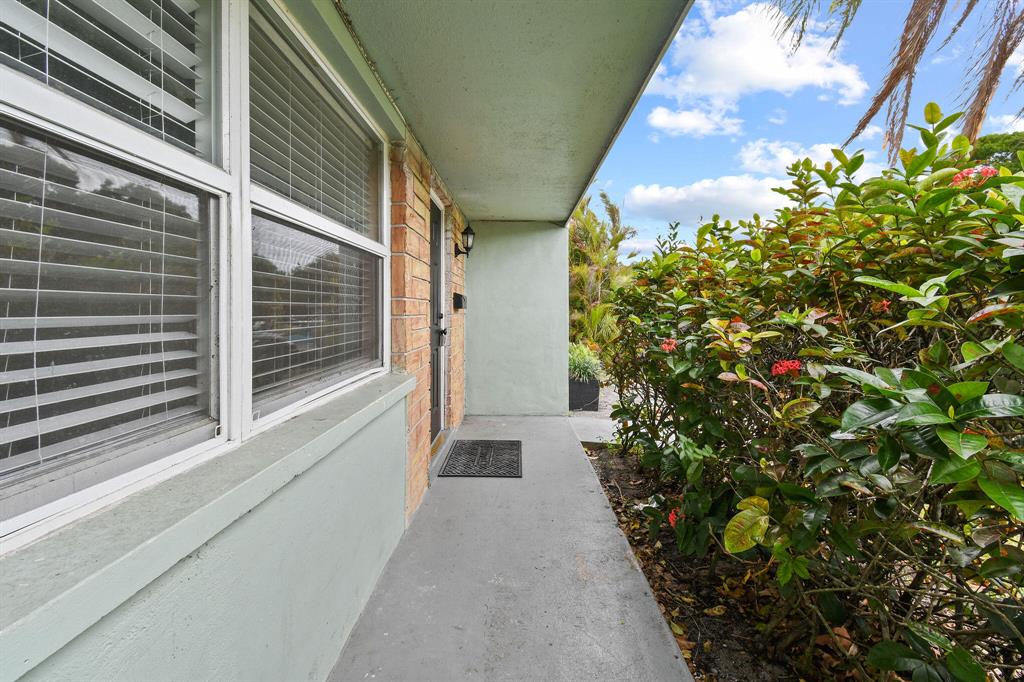 3744 Island Road