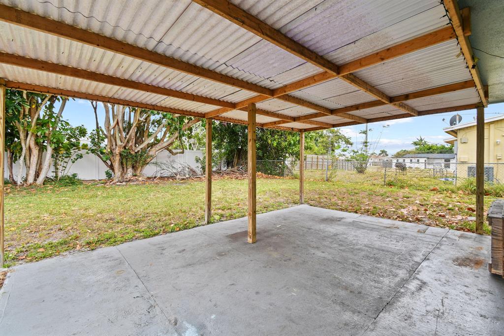 3744 Island Road