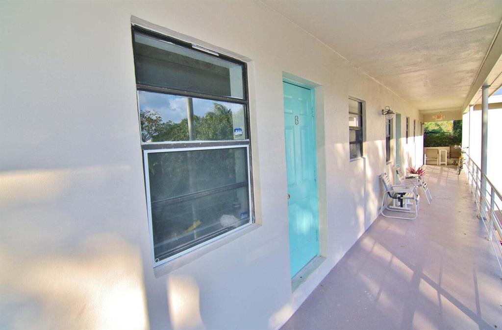 321 N K Street Unit: 8