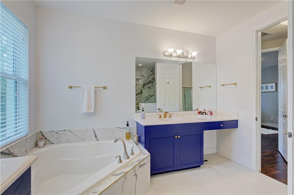5150 Hamilton Court