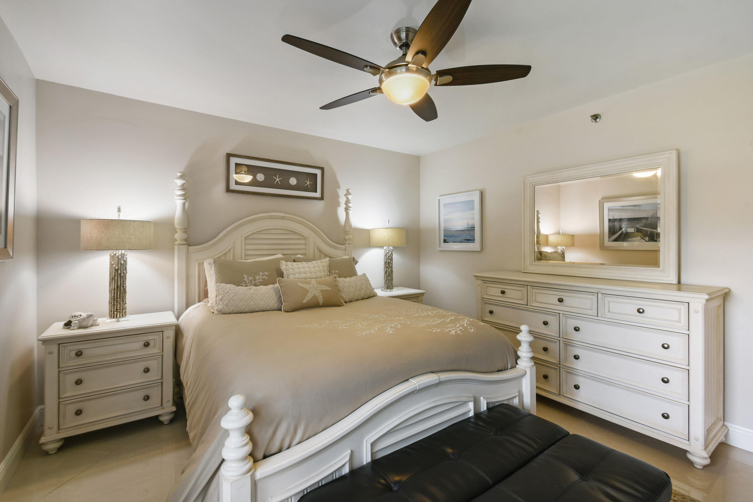 955 Egret Circle Unit: 208