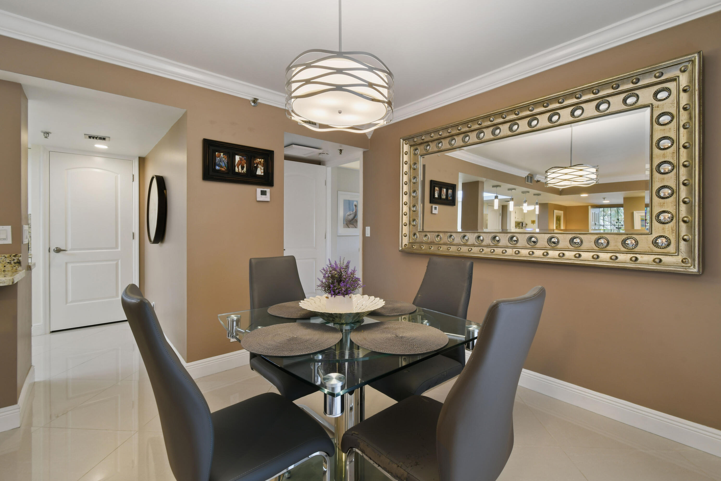 955 Egret Circle Unit: 208